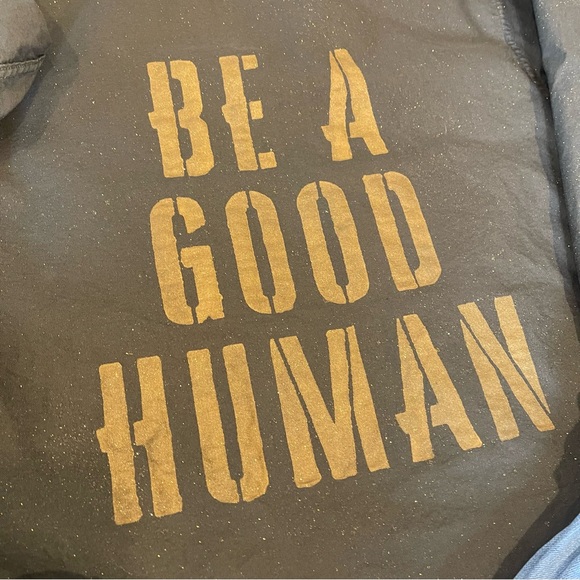 H&M Upcycled Handpainted Army Green Button-Up Shirt Size Medium - Picture 2 of 5